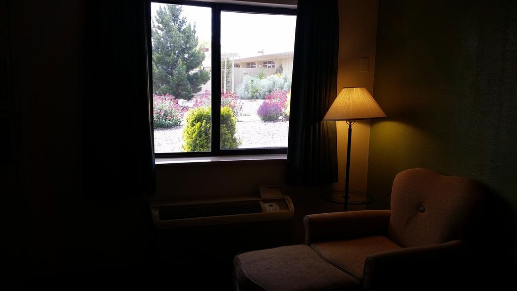 Days Inn By Wyndham Santa Fe New Mexico Exteriör bild